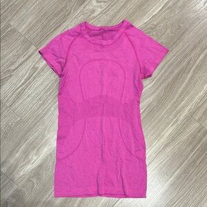Lululemon Athletica Pink Short Sleeve Top